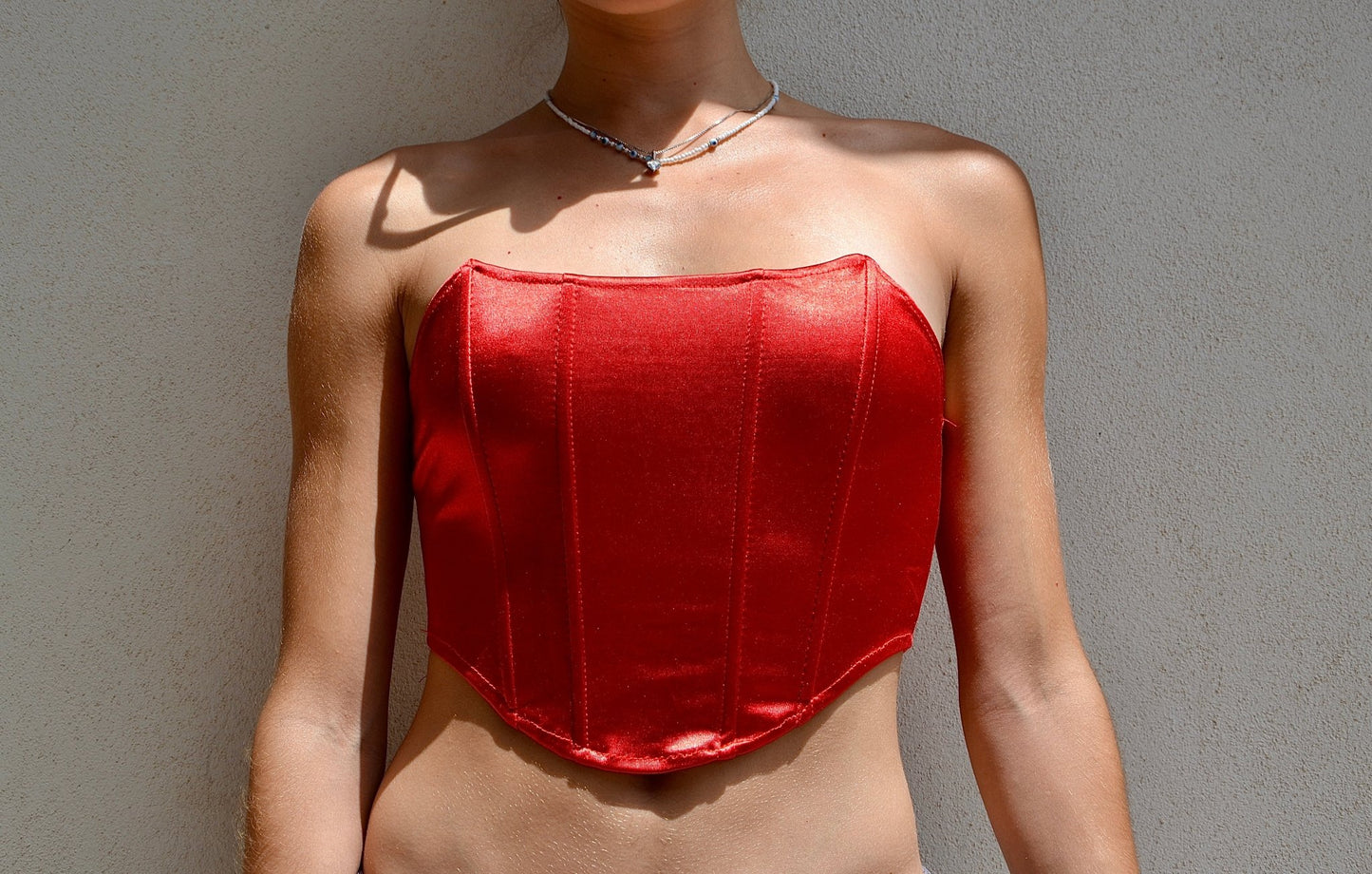 Corsetto Scarlatto "FIRENZA" – Eleganza Lucida. Seduzione Assoluta. - KeyStyle